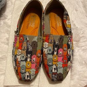 BOBS for Dogs memory foam shoes